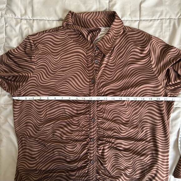H&M Draped Shirt Dress – Brown Wave Pattern – XXL - Picture 13 of 13